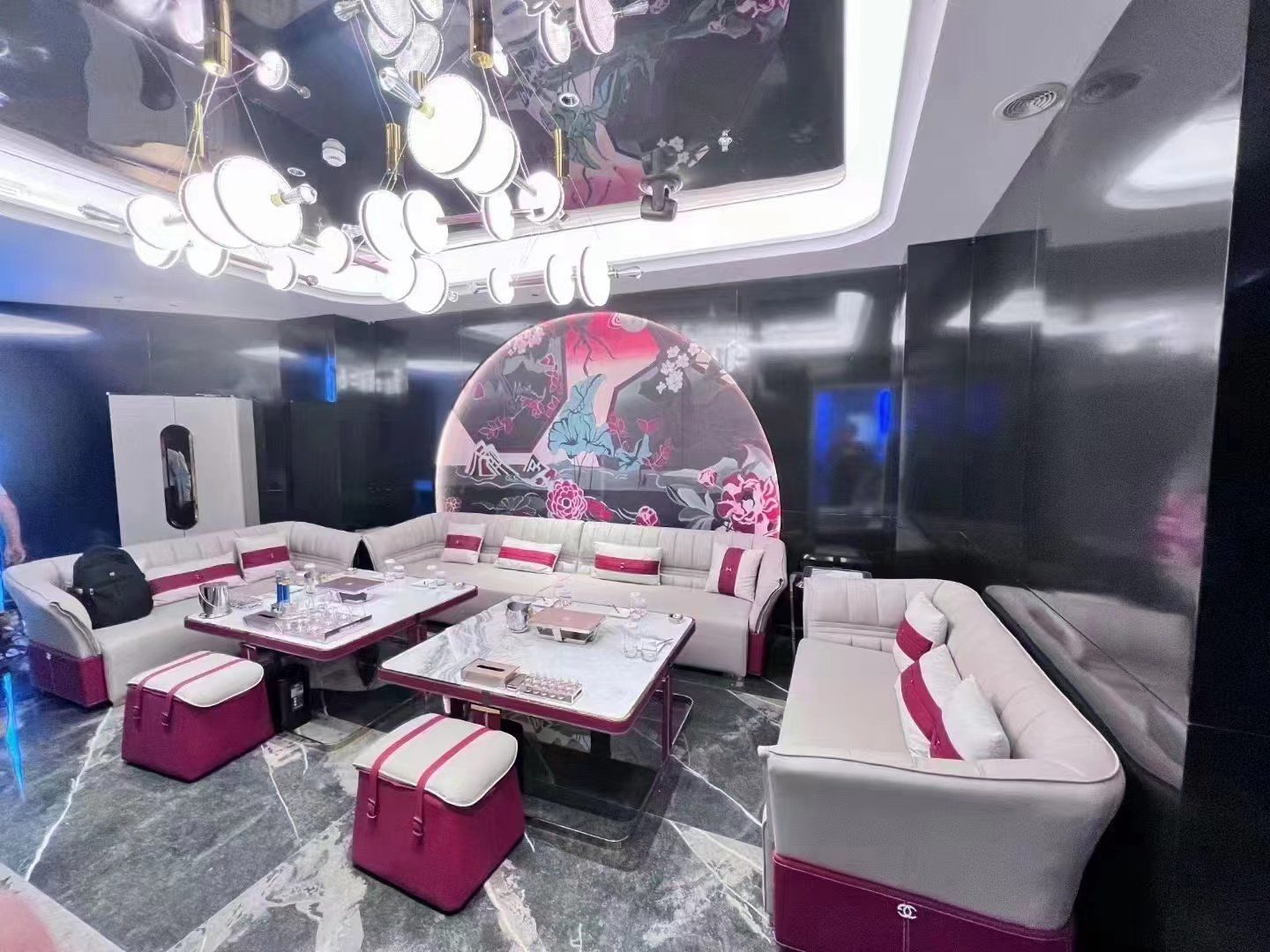 上饶商务ktv尽享尊贵商务ktv体验-横峰县ktv订房